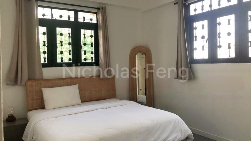 3 Bed Apartment (Condo) for Sale in  Sennett Estate - Image 1